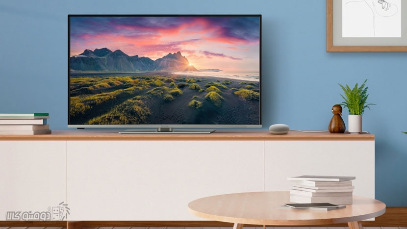 تلویزیون 43 اینچ پاناسونیک دارای ظاهری مدرن با حاشیه های باریک