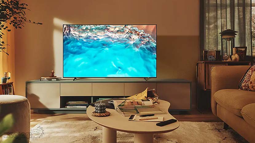 نمایشگر تلویزیون OLED یا LED تاثیر روی قیمت تلویزون دارند.